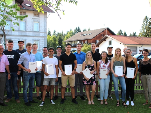 Los aprendices de ept celebran su graduación